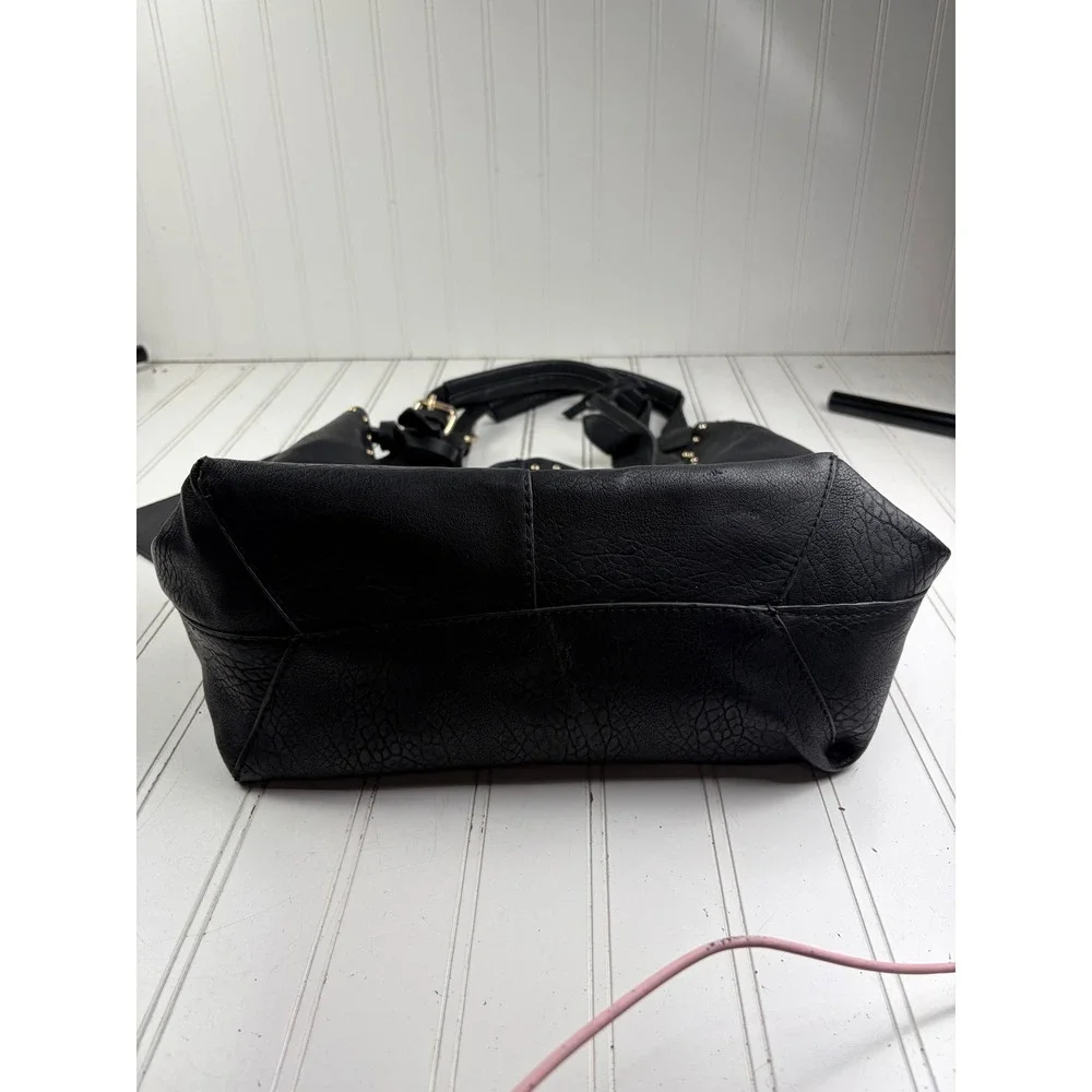 Vintage Y2K Boho Black Leather Studded Slouchy Hobo Chic Shoulder Bag Purse